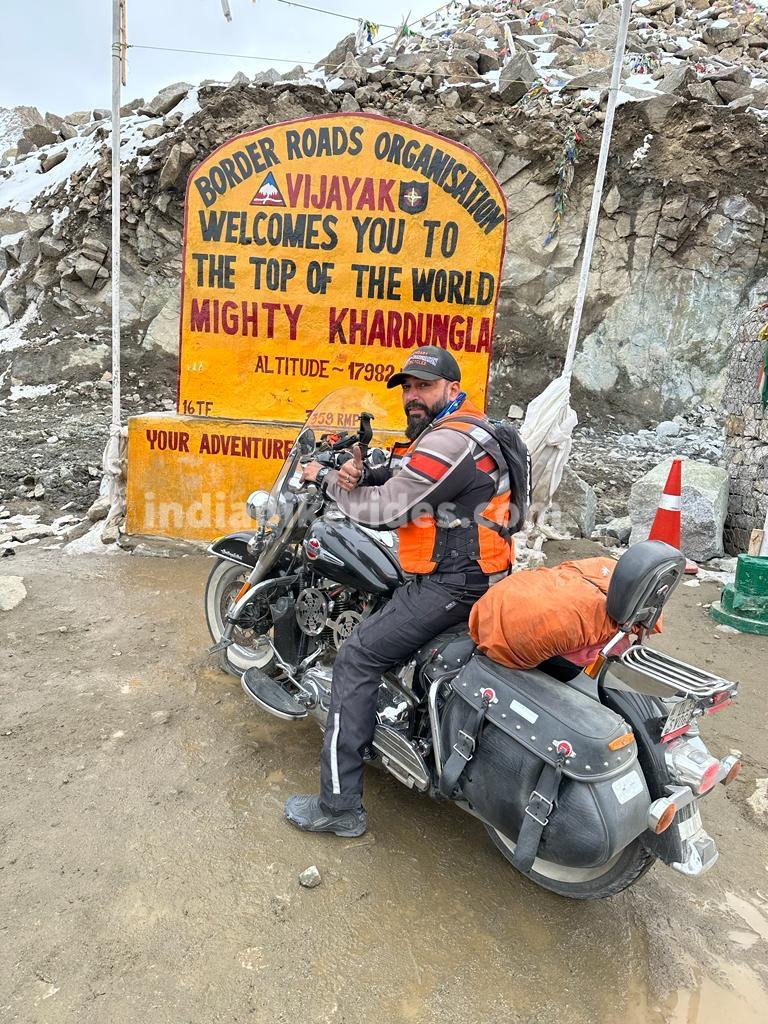 Mighty Khardungla - India bike rides
